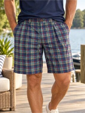 Vintage Dockers Men’s Plaid Pleated Shorts W33 Made in USA Cotton 8” Inseam